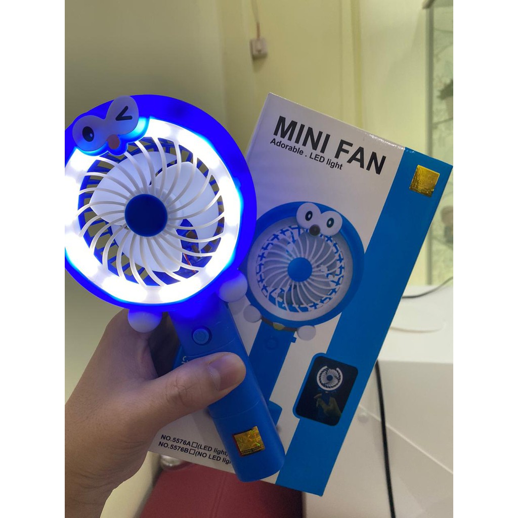 KIPAS ANGIN MINI FAN KIPAS PORTABLE KIPAS ANGIN GENGGAM KARAKTER LUCU