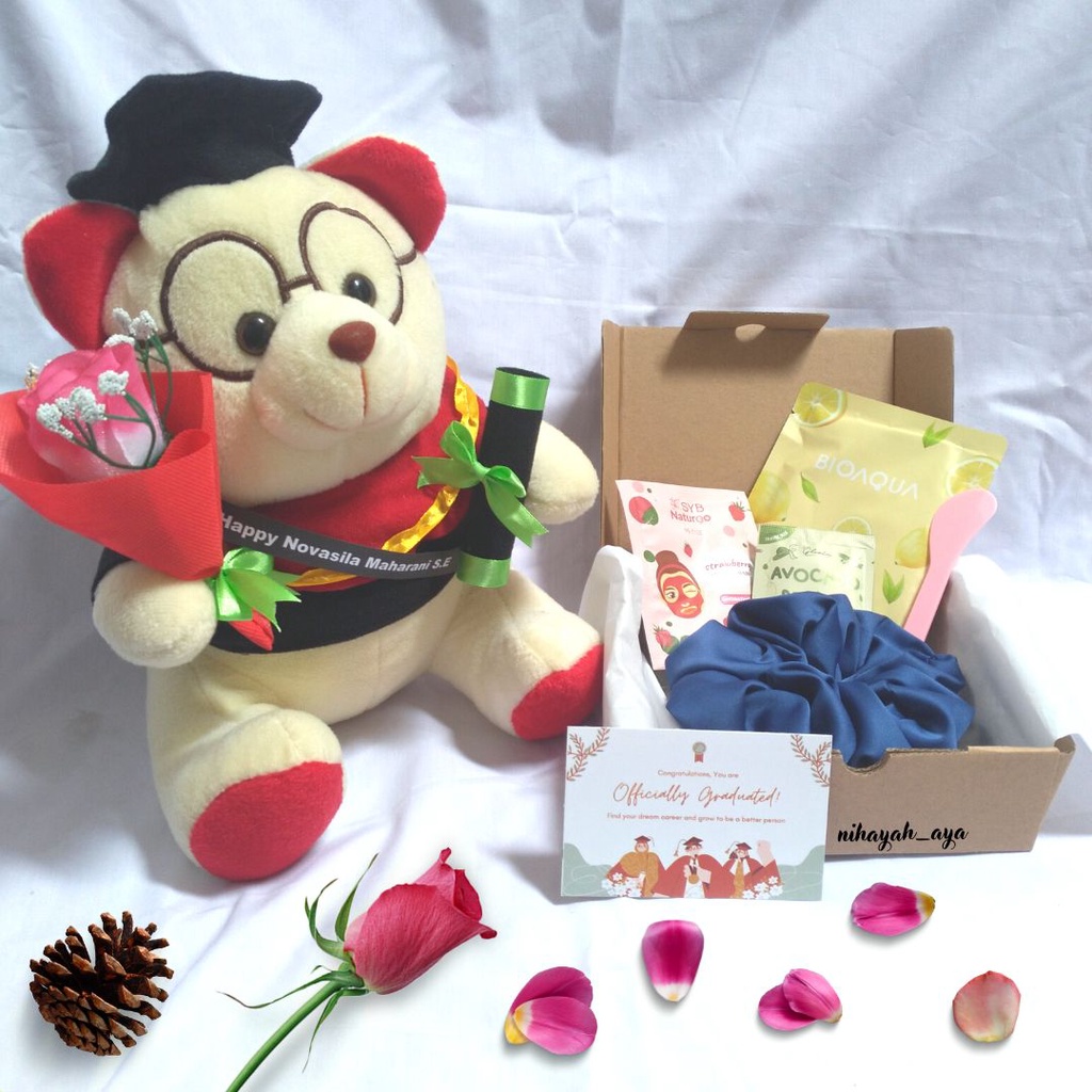 

Hampers snack box / hampers box snack box / gift box / hampers box wisuda ulang tahun murah / gift box hampers boneka wisuda custom