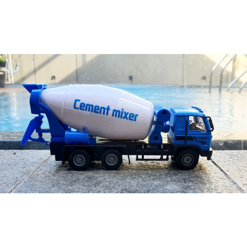 Diecast Heavy Duty Truck Cement Mixer KDW Skala 1:50 Miniatur Truck Molen