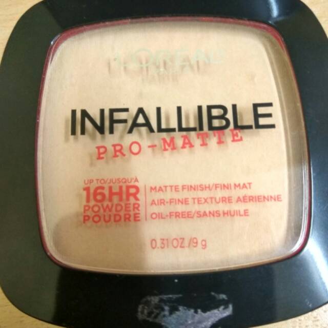 Second stuff loreal infallible.. natural beige