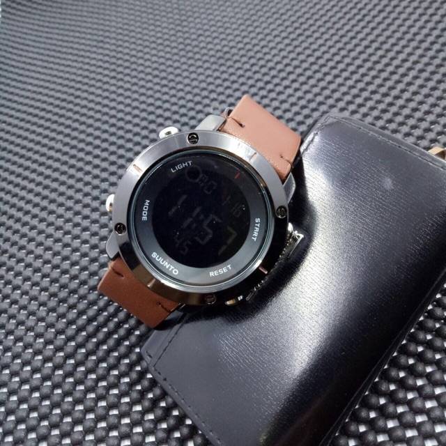 Jam tangan sport pria/cowok SUUNTO digital