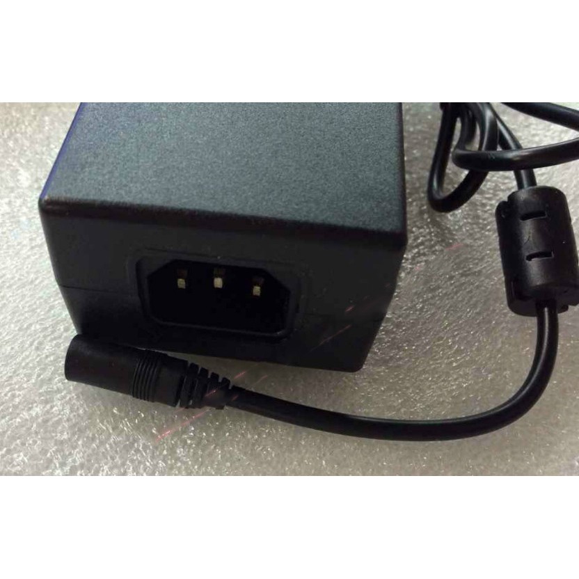 Power AC Adapter Laptop Universal Plug 96W - SHH-96W - Black