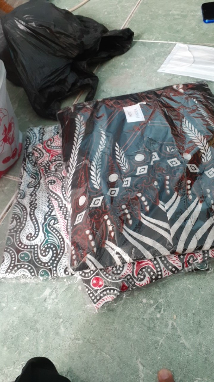 Trolistore Grosir Kemeja Batik Pria Cowok Terlaris Motif Segangsal Harga Murah Biru Merah Hijau