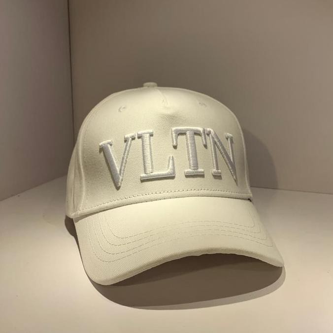 Ready Stok - Topi Valentinoo Vltn Logo Embroidery White Baseball Cap / Hat Unisex - Putih