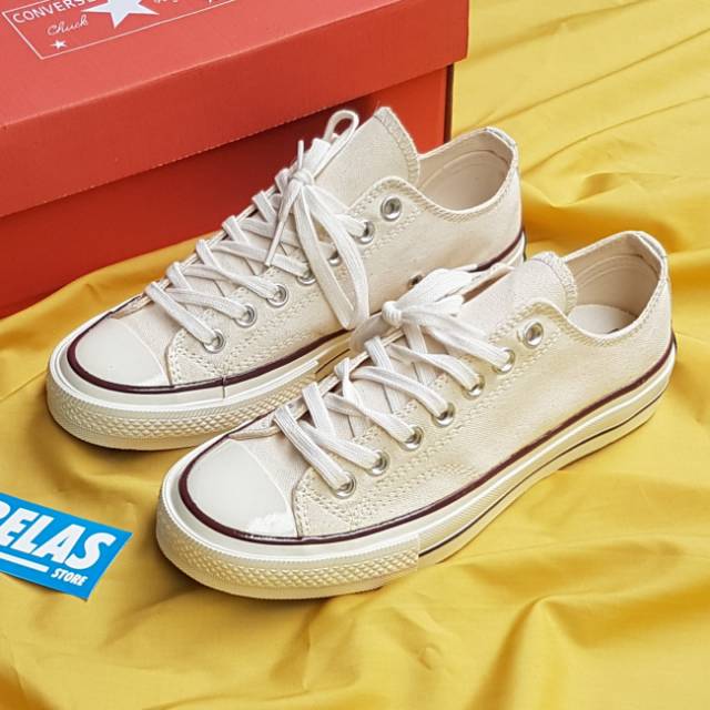 cream converse 70s