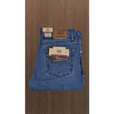 Celana Jeans panjang model reguler warna biru muda Fallas original