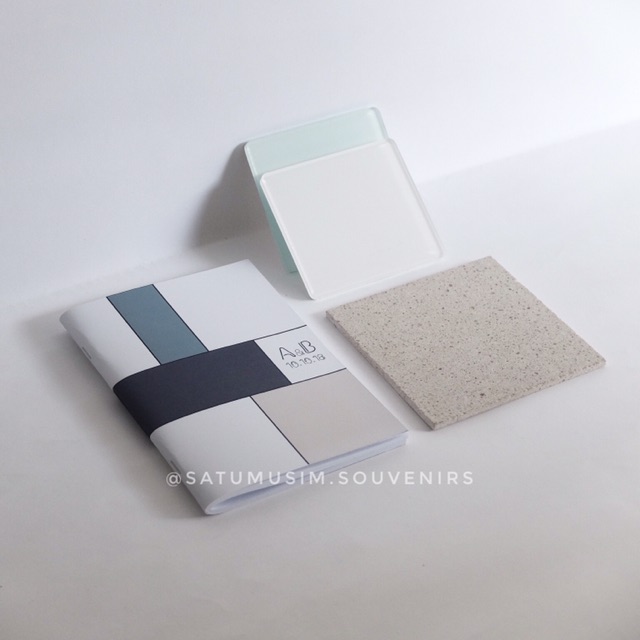 

Souvenir pernikahan notebook // RETRO 03
