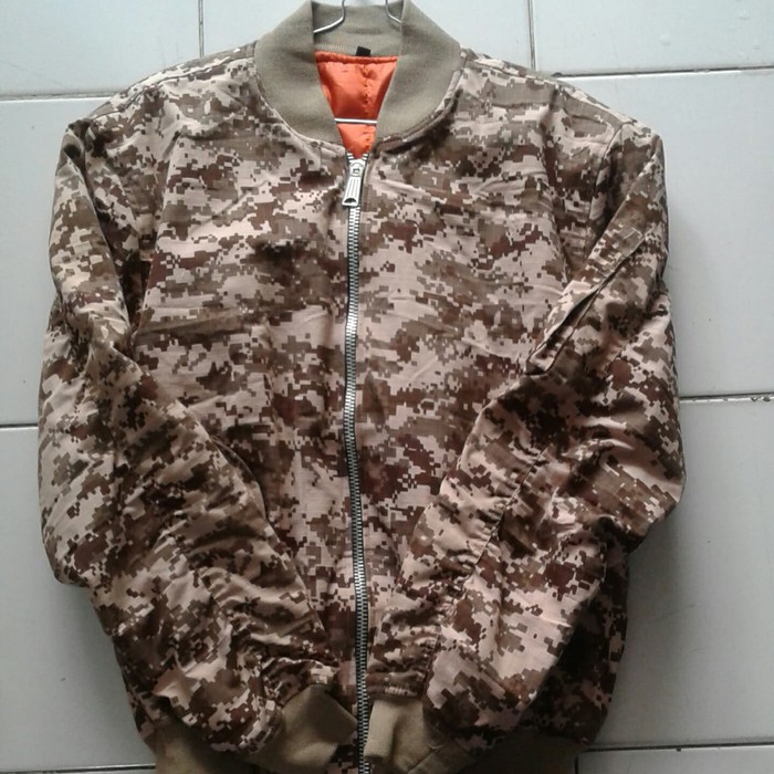 SKD   jaket bomber army