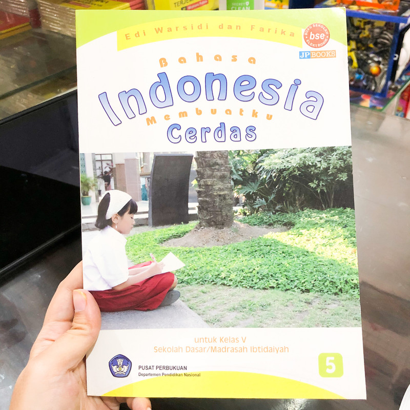 Jual Buku Bahasa Indonesia Membuatku Cerdas Untuk Kelas 5 SD/MI (Buku ...