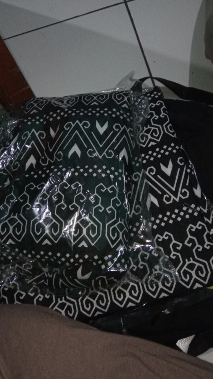 Maura Couple - Sania Ruffle Batik Couple Ori Ndoro Jowi Dnt Garansi Termurah Shopee - Semut