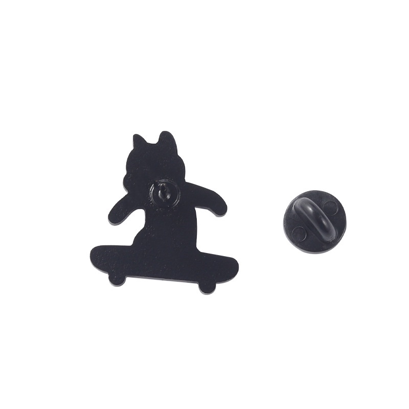 20 Gaya Pin Lapel Bentuk Kucing Anjing Skateboard Untuk Aksesoris Pakaian