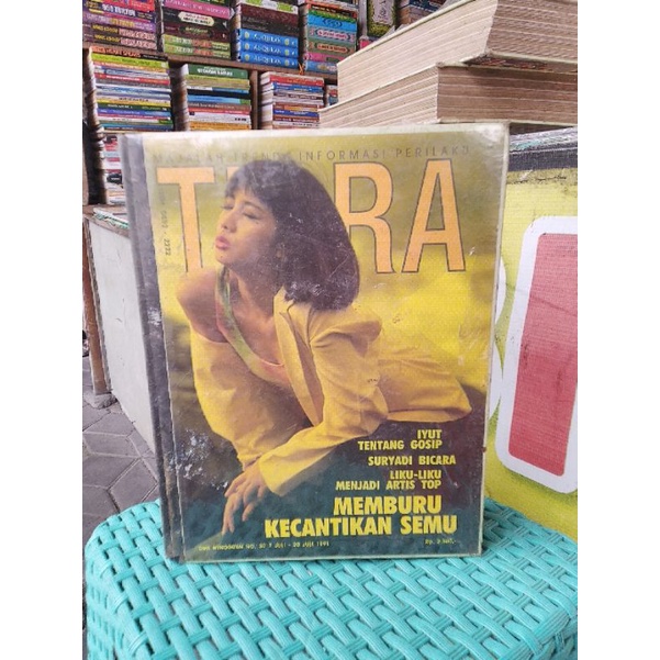 MAJALAH EDISI SPESIAL TIARA (BUNDEL ISI 10)