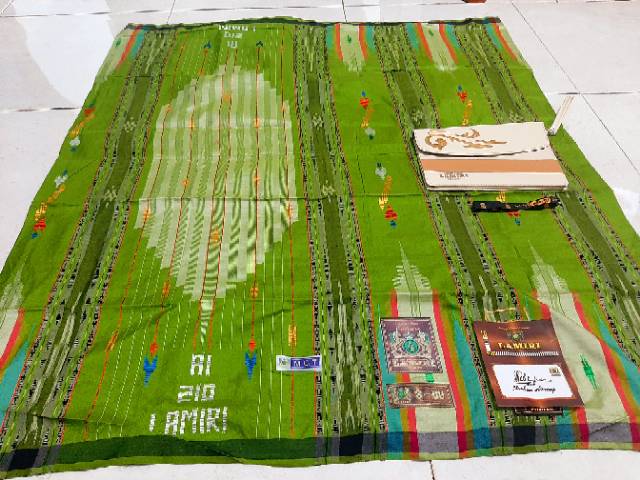 SARUNG LAMIRI MODEL SGT 210 FULL SUTERA SUPER HALUS BENANG DOUBLE JAHIT TENGAH SULAM TANGAN