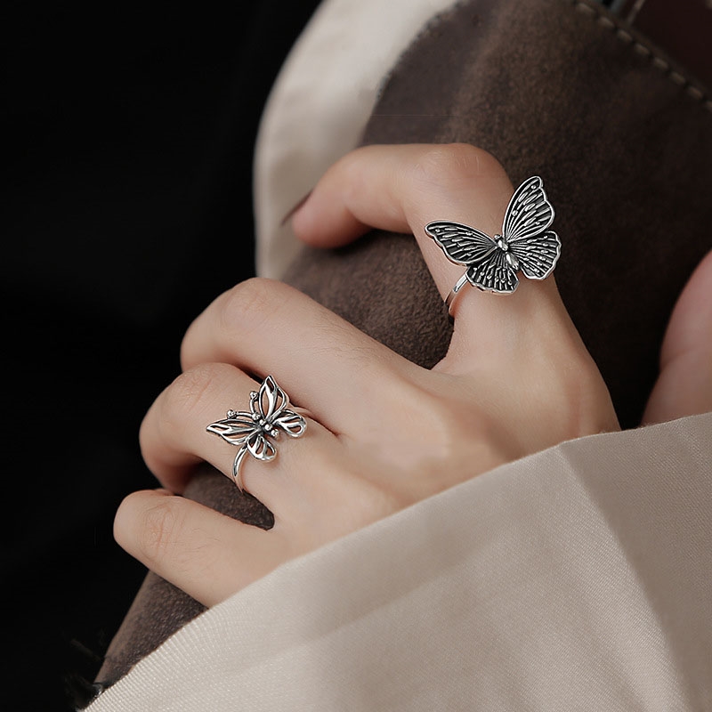 Cincin Model Terbuka Desain Kupu-Kupu Hollow Gaya Vintage Retro Untuk Wanita
