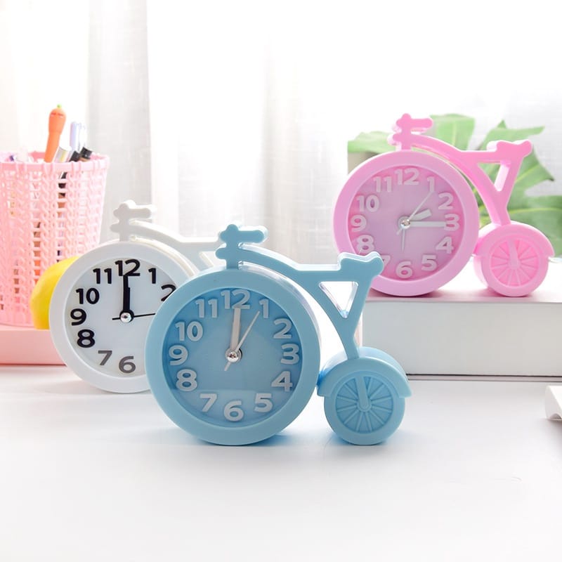 Jam Beker Analog Bentuk Sepeda Lucu
