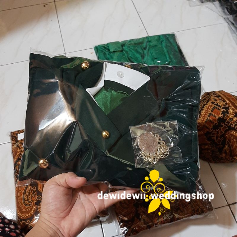 Baju Couple / Adat Jawa , Warna Hijau