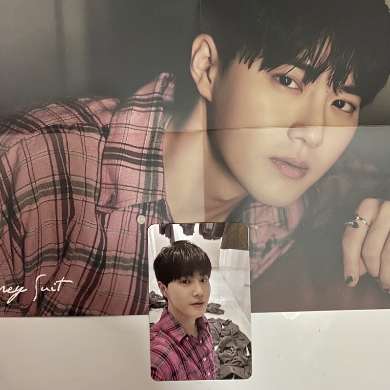 SUHO GREY SUIT DIGIPACK VERSION PHOTOCARD READY STOCK SIAP KIRIM