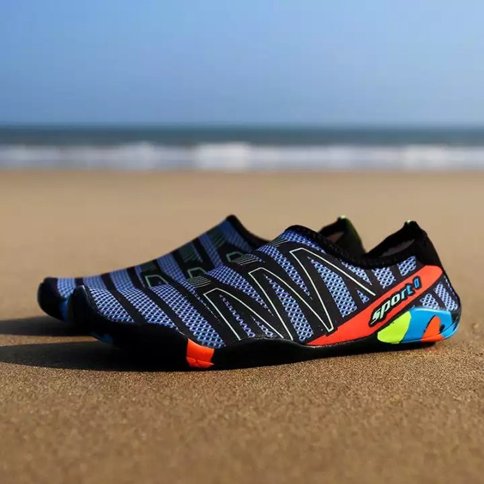 Sepatu pantai sepatu jogging aqua wading shoes sepatu olahraga sepatu outdoor sepatu diving renang
