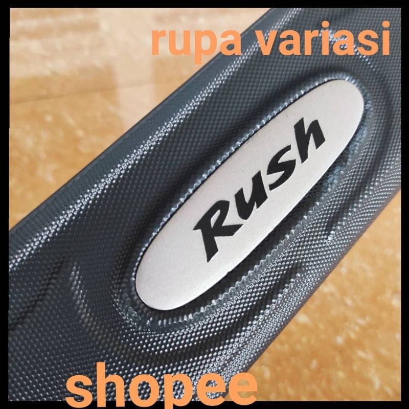 sill plate silplate pintu bagasi belakang mobil toyota rush 2006 sampai 2017 2007 2008 2009 2010 2011 2012 2013 2014 2015 2016 plastik abs hitam