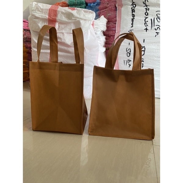 HARGA LUSIN ISI 12 BIJI-TAS GOODIE BAG PREMIUM-22x22x30- BAHAN 100 GSM ORIGINAL