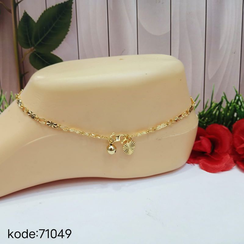 GELANG KAKI BIJI LADA KOMBINASI TITANIUM LAPIS EMAS 18k 74004.17-13.71049