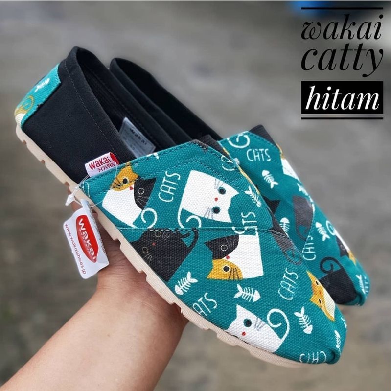 SEPATU SLIP ON WANITA TRENDY MOCCA TERBARU
