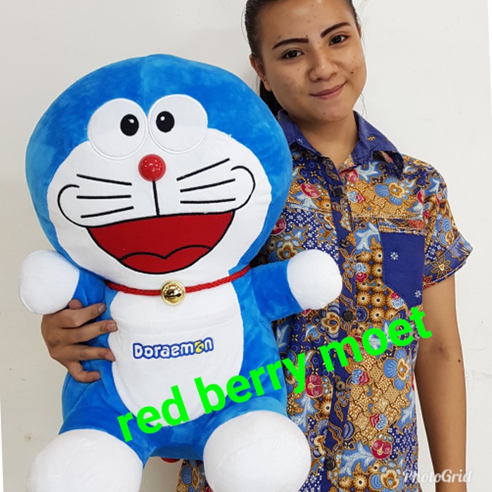 promo boneka doraemon besar yelvo