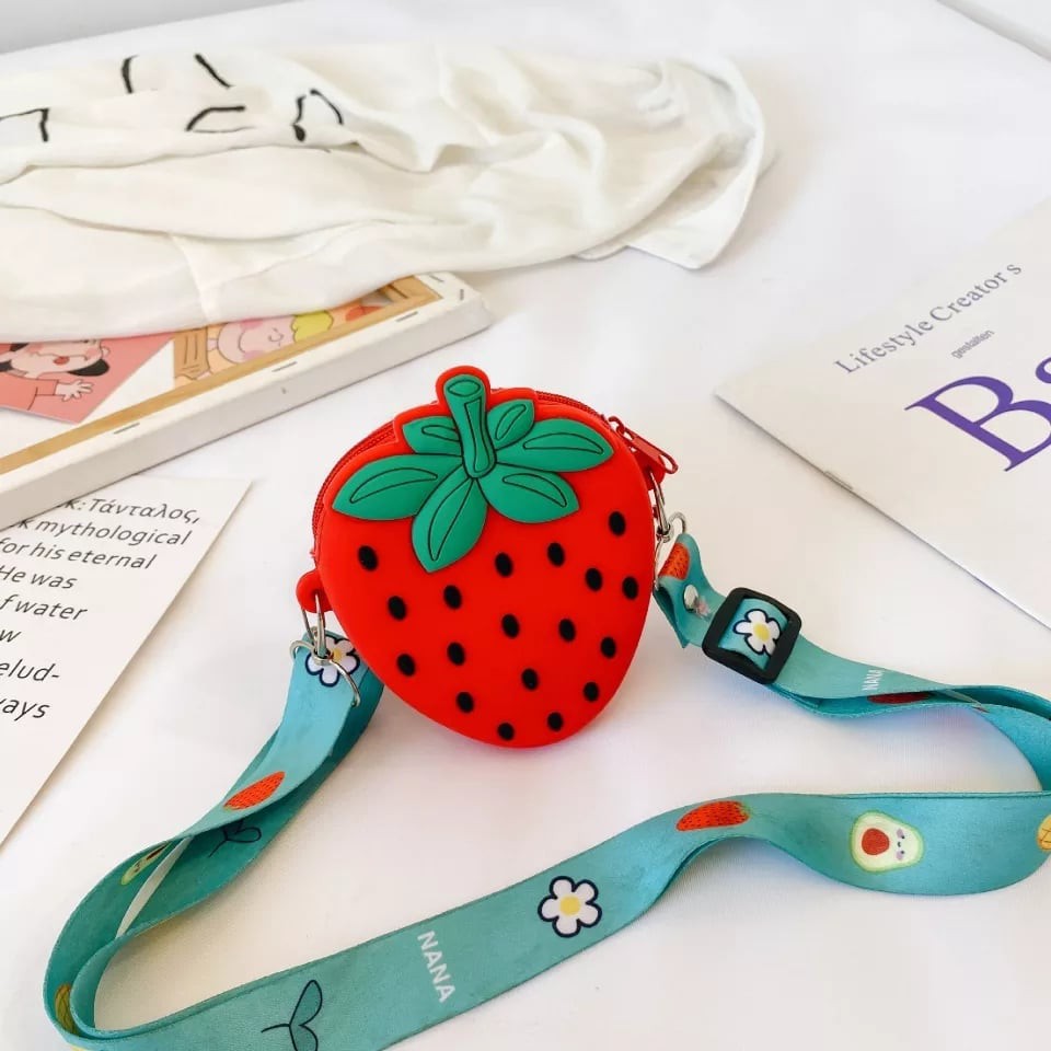 Tas Strawberry Selempang Tas Anak PErempuan Warna MErah Mode Fruit New