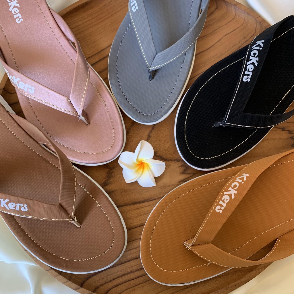 JAPIT HUMBERG 3 cewek sandal sendal japit wanita warna warni alas halus termurah terlaris Sandal Jepit Slop Slip On Teplek Wanita Sandal Cewek Sandal Wanita warna warni SANDAL RUMAHAN Sandal Jepit Wanita [ Flip Flop ] SANDAL JEPIT WANITA KEKINIAN TERBARU