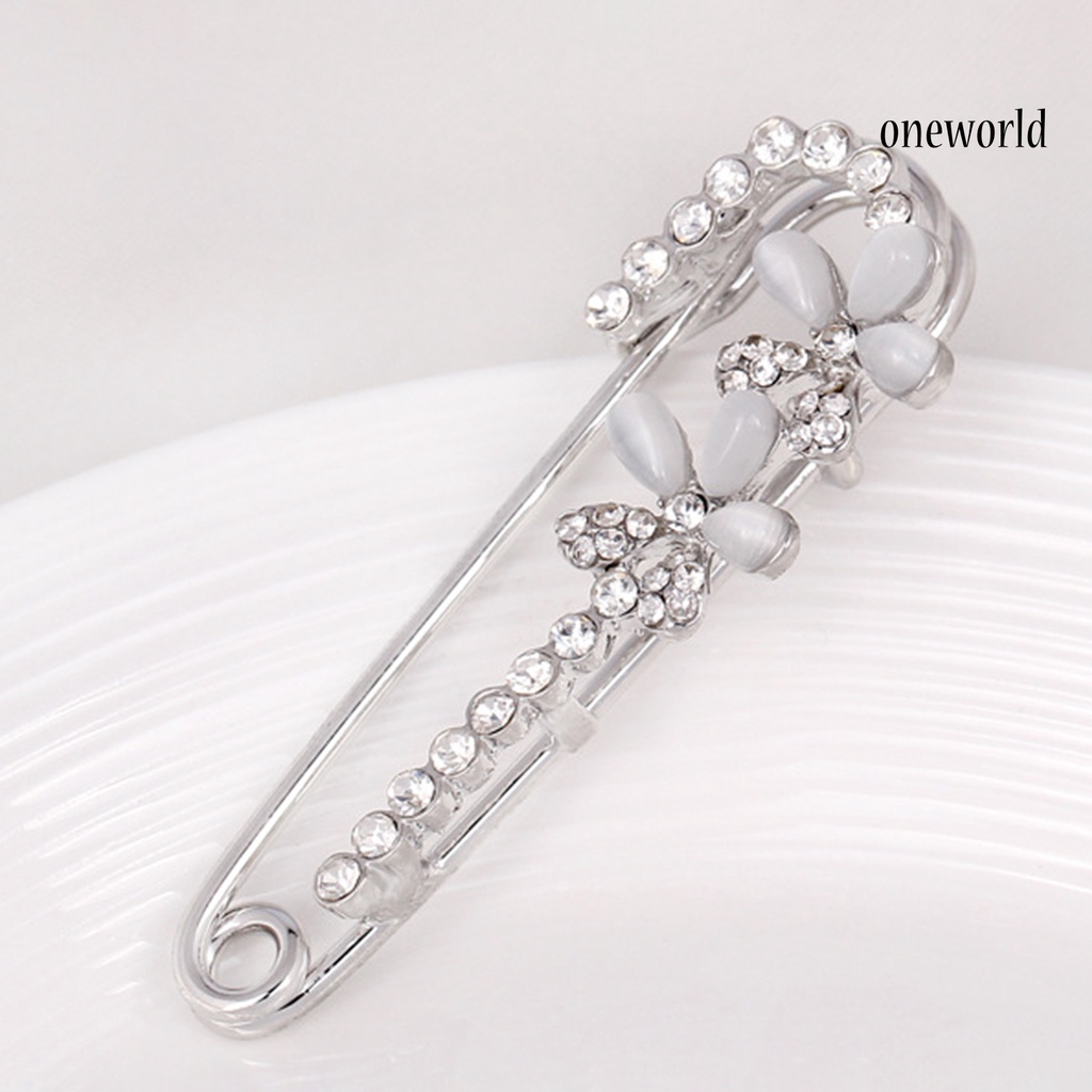 OW@ Women Classic Rhinestone Decoration Flower Design Alloy Brooch Pin Jewelry Gift