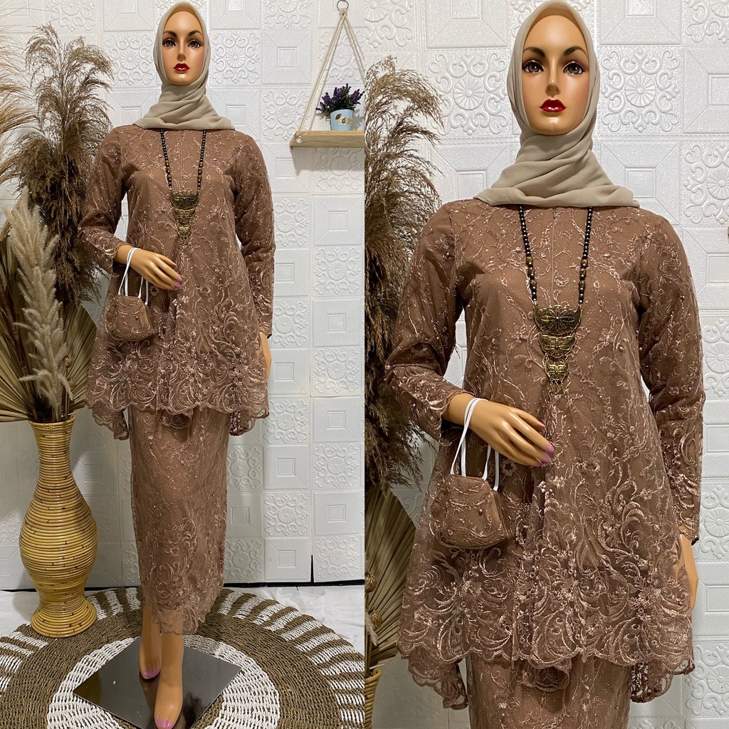 Kebaya set/ Set Kebaya Tile/ Kebaya/ Kebaya Modern/ Kebaya Tile/ Kebaya Brukat/ Kebaya Wisuda/ Kebay