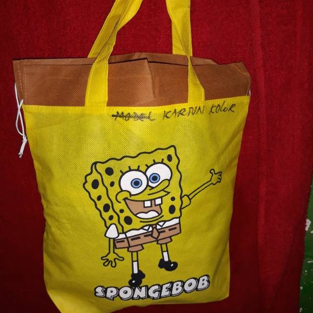 

Tas Spunbond/Tas Ultah Anak/Tas Souvenir/Tas Goodie bag/Tas Serut Kartun Kolor