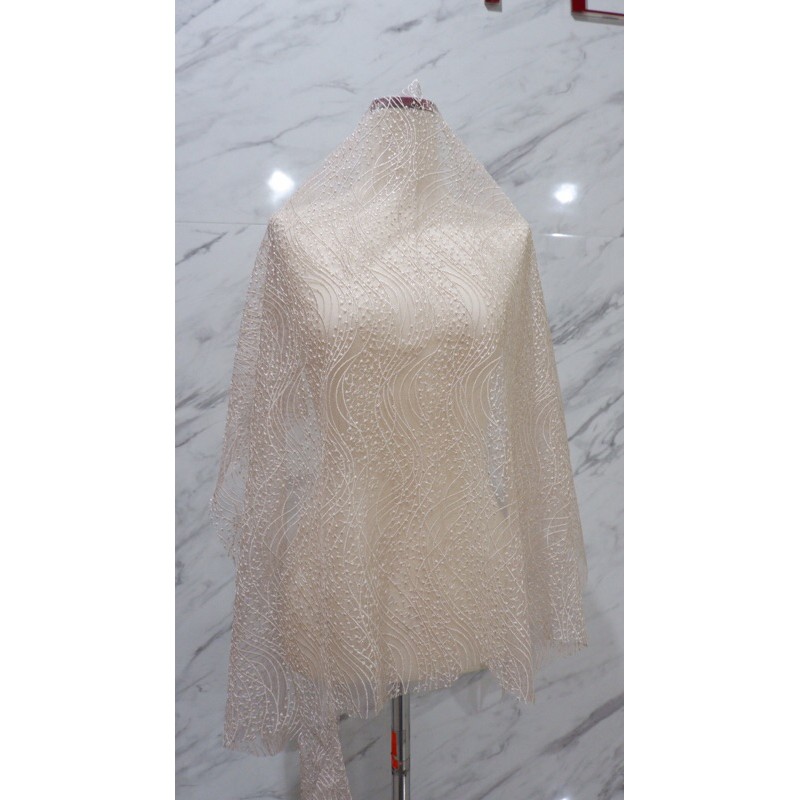 Kain brokat brukat salur CREAM