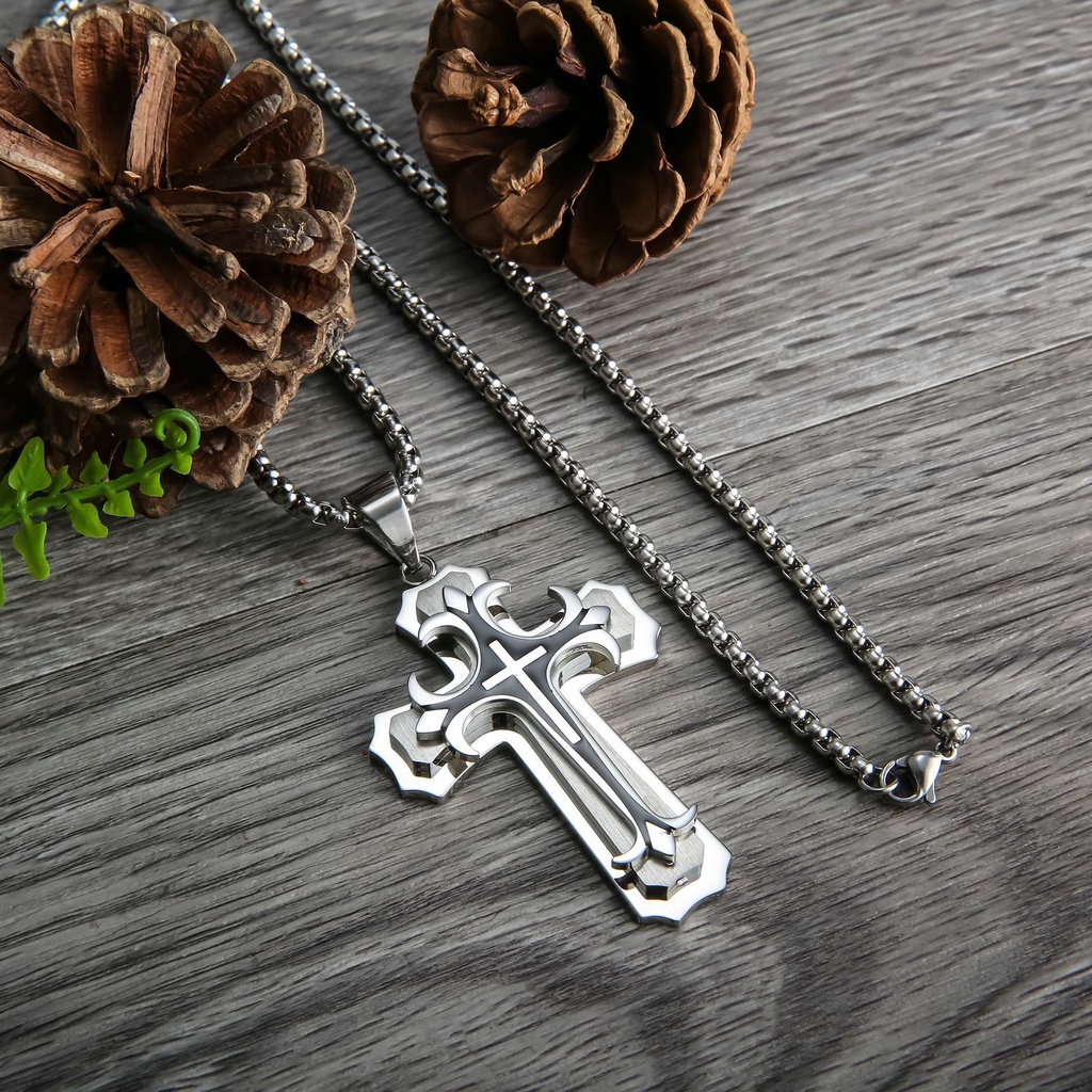 Kalung Multilayer Bahan Stainless steel Dengan Liontin Salib Gaya hip-hop Eropa Dan Amerika