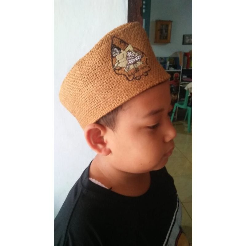 peci goni tembakau wayang suhita