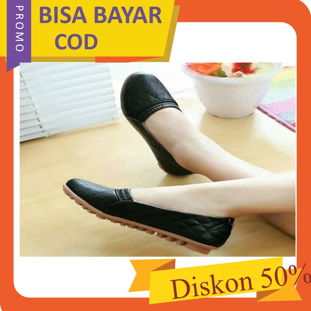 SEPATU WANITA FLATSHOES FLAT SHOES BLD03 HITAM Bahan chanel sintetis, warna dasar hitam, sol karet