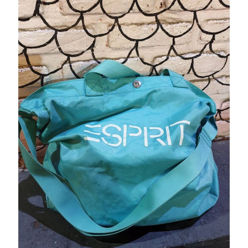 Tas Gym atau Tas Travel Esprit Minus