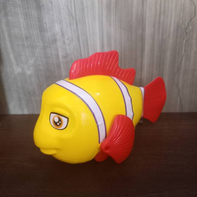 LT 44 mainan anak edukasi IKAN NEMO TARIK LAMPU / mainan ikan nemo tarik tidak bisa di air