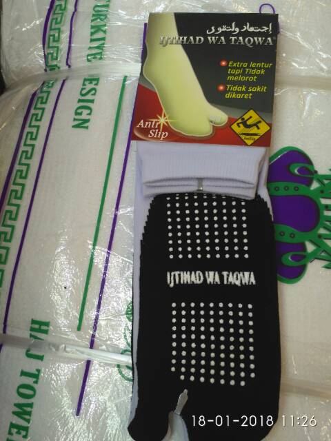 Kaos Kaki Jempol Anti Slip Haji Dan Umroh
