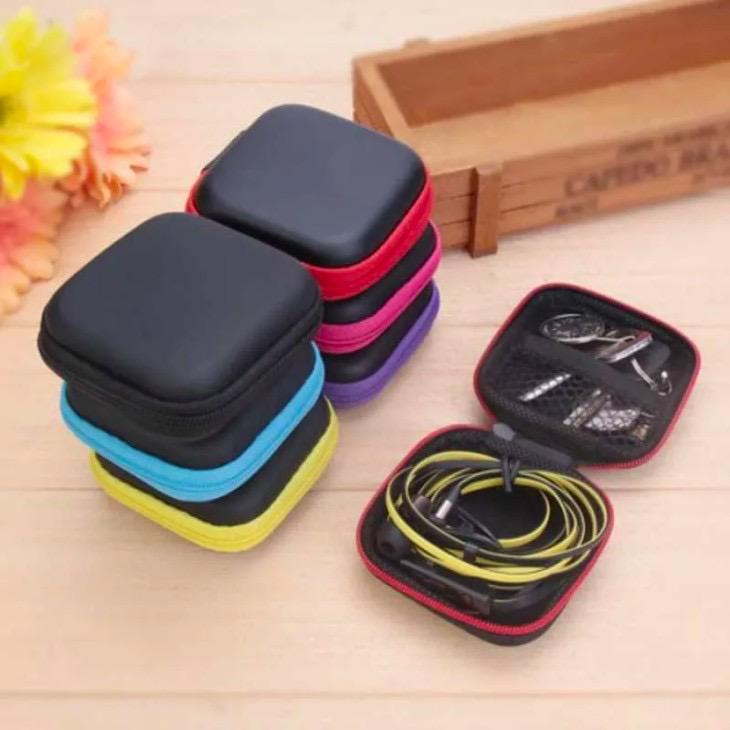 DC - Travel Pouch Dompet Persegi Case Organizer Tempat Headset Koin Kunci Kotak Penyimpanan Charger Mini