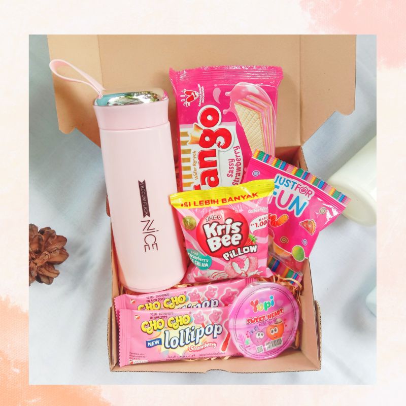 HAMPERS SNACK MURAH KADO ULANG TAHUN WISUDA GRADUATION SOUVENIR ULANG TAHUN SNACK BOX GIFT