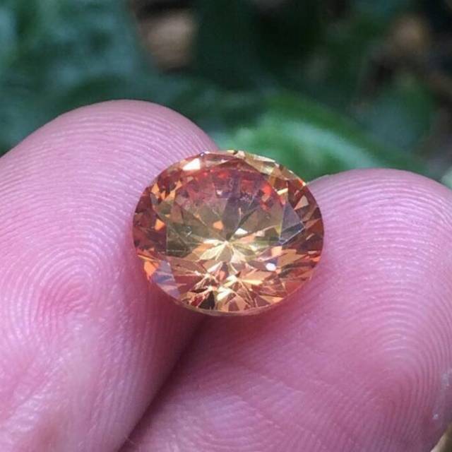 Natural Batu Brown Topaz Quartz Good Quality