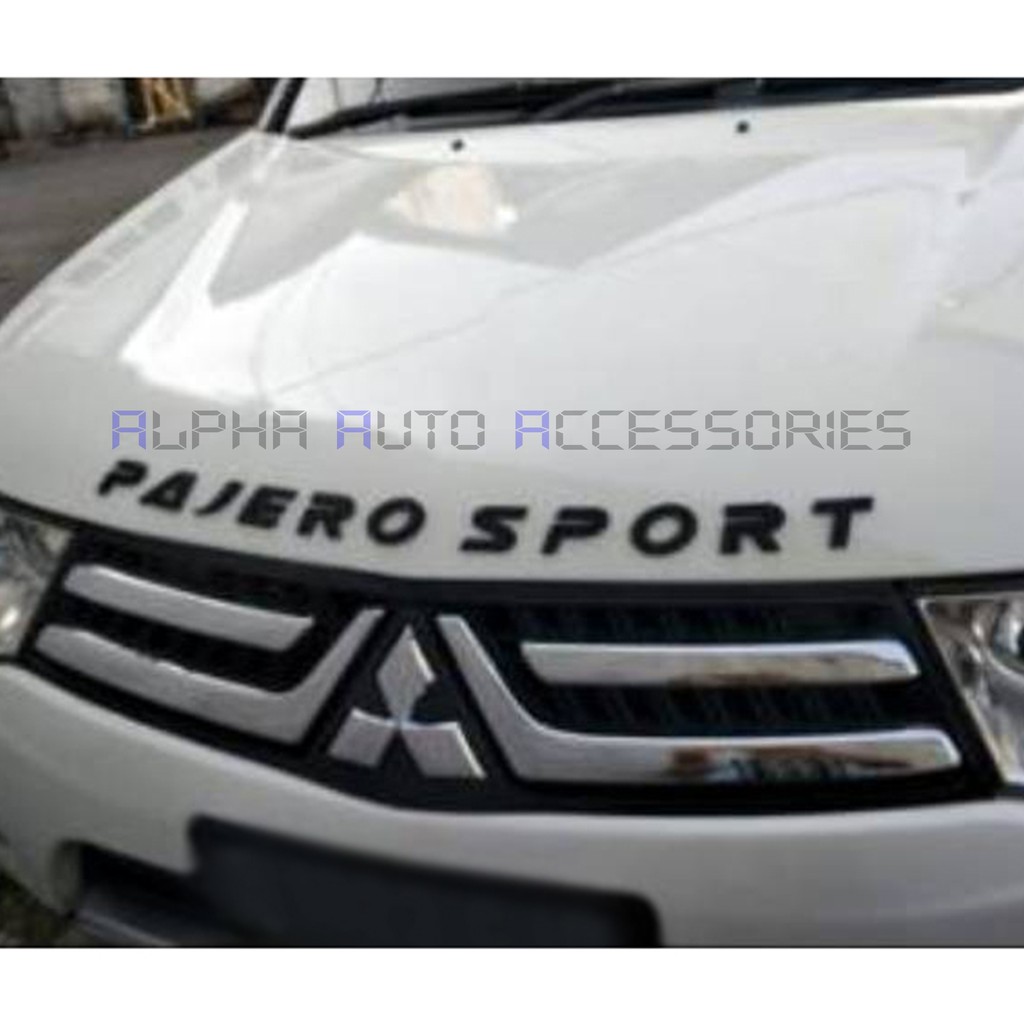 Emblem Logo Mobil PAJEROSPORT Engine Hood / Kap Mesin