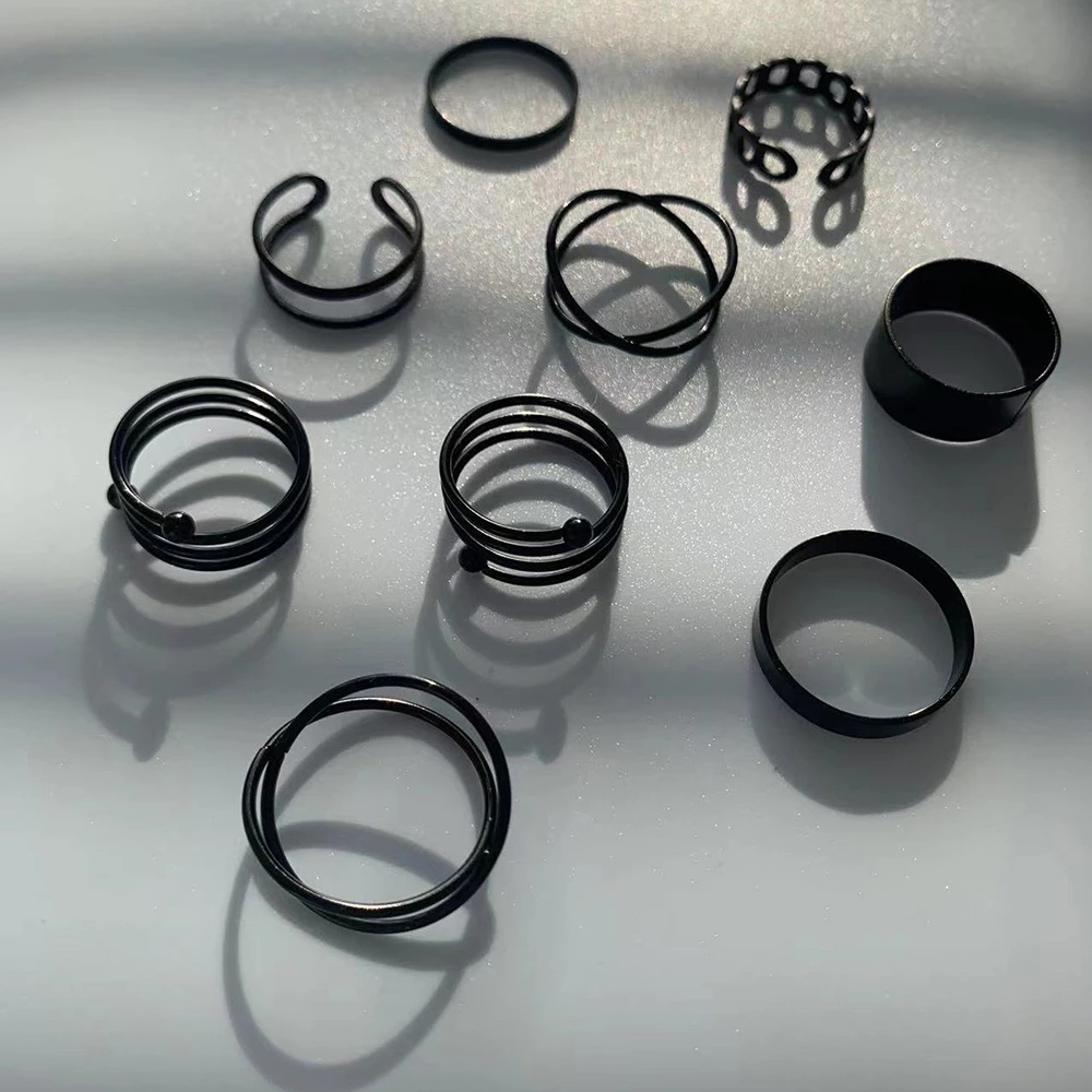 3 / 6Pcs / Set Cincin Jari Model Terbuka Tipis Dapat Disesuaikan Warna Hitam Gaya Vintage Punk Untuk Hadiah