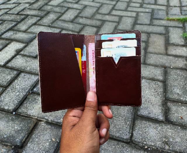 Dompet Kartu Kulit Lipat / leather card