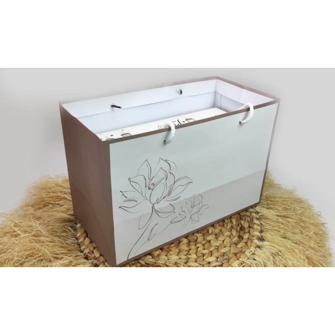 

Paper Bag Hampers Carton Limited Exclusive