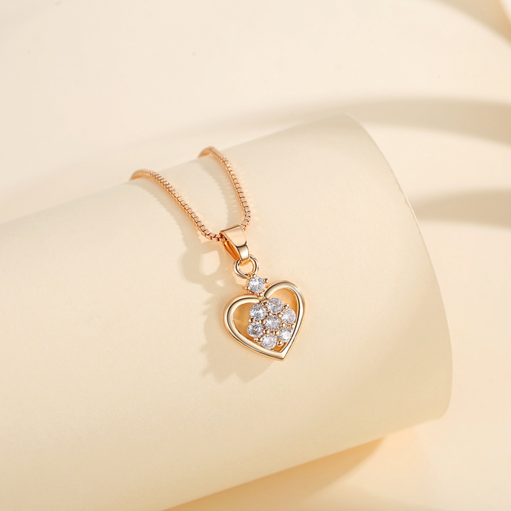 Y708 【Barang spot】Kalung Titanium Wanita Mewah Berbentuk Hati Lapis Emas 18k kalung Perhiasan Fashion