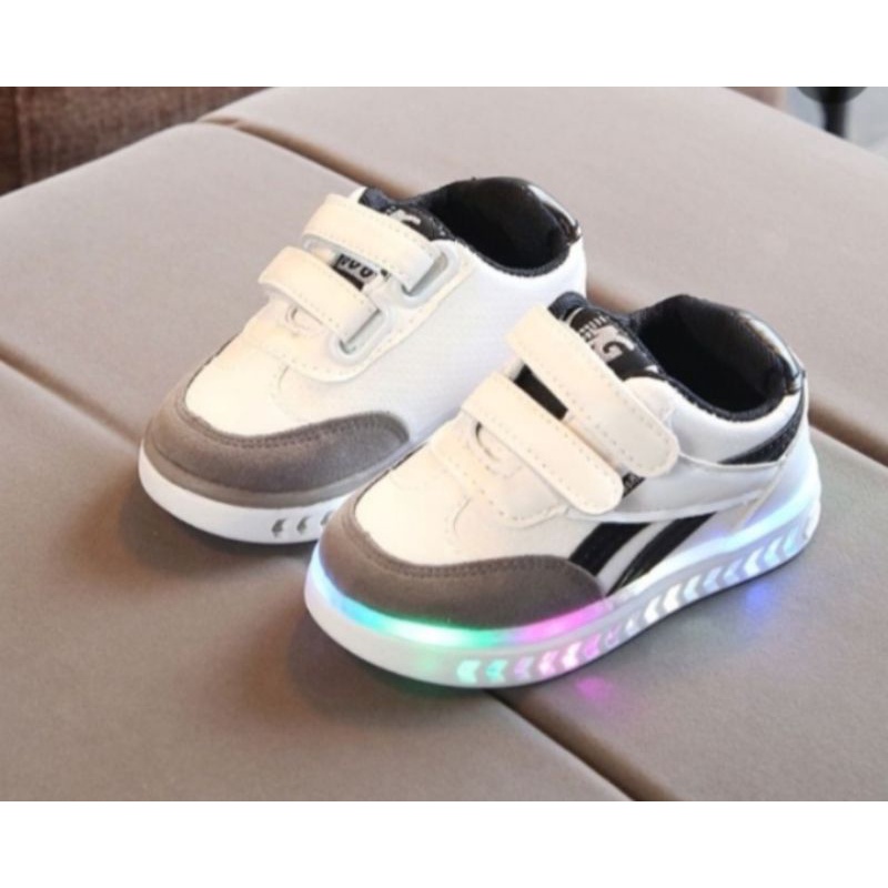 {COD} Sepatu Anak SPORTY lampu LED/Sneaker Anak Import/Sneaker anak laki laki dan perempuan usia 1-5Th