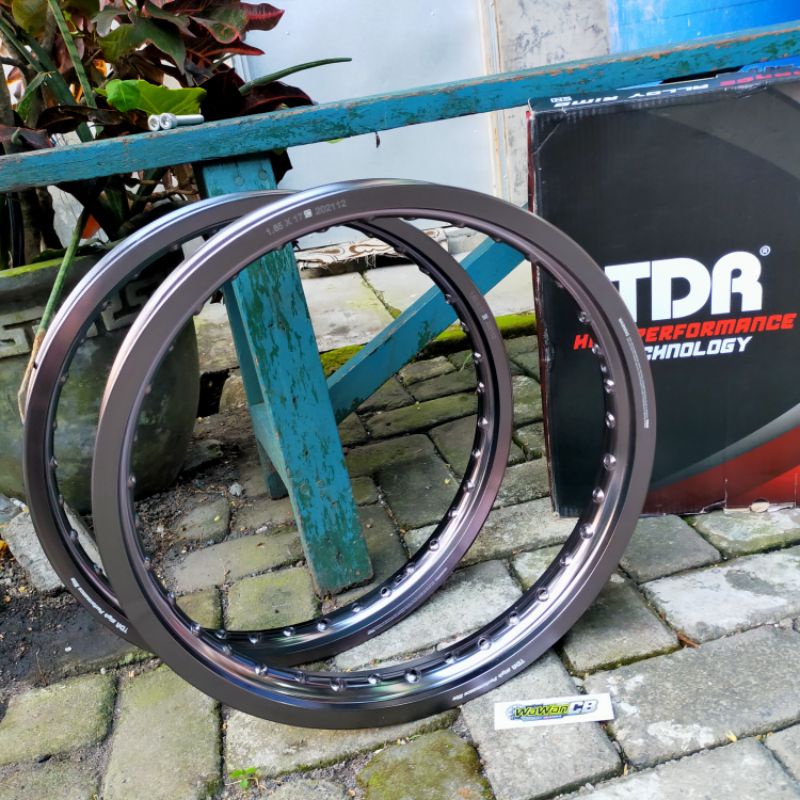 Velg TDR Titanium Grey Hitam Gold 160 185 17