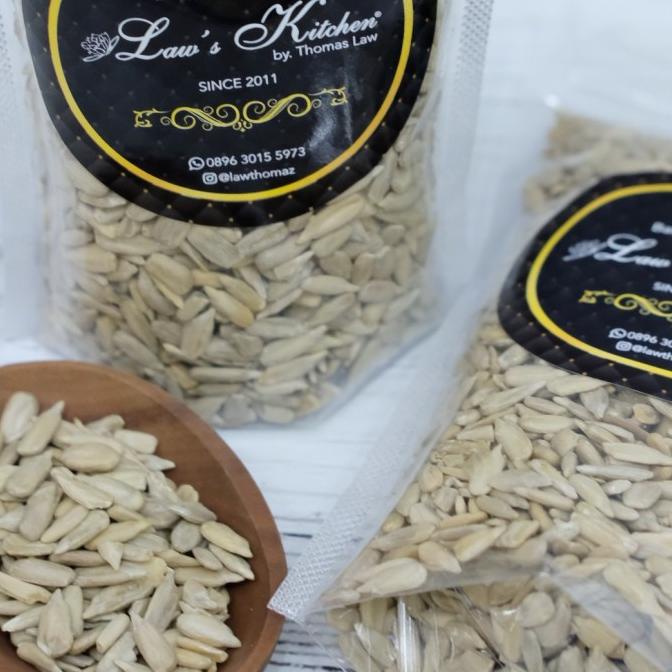 

kuaci kupas Sun Flower Seeds 1 kg kualitas bagus